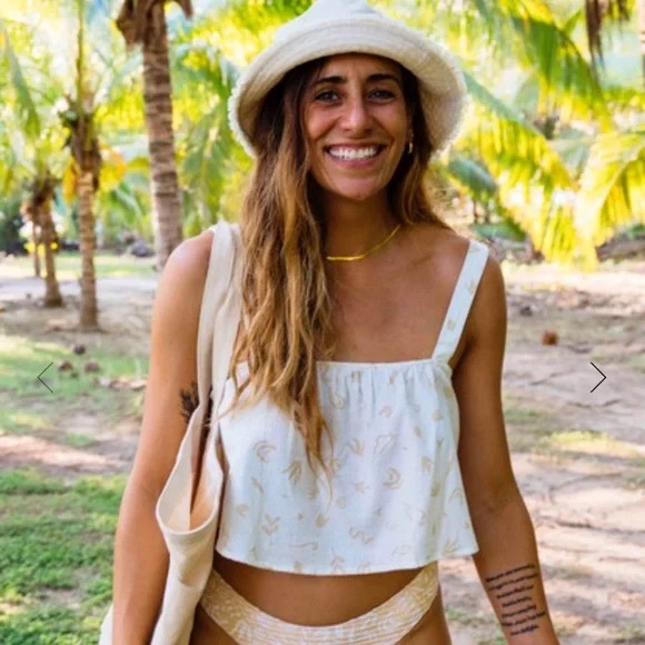 Billabong Sea Through Me Lotta Sun Crop - Picture 3 of 9